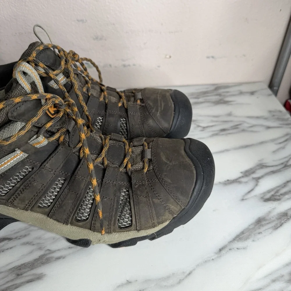 Keen voyageur mid